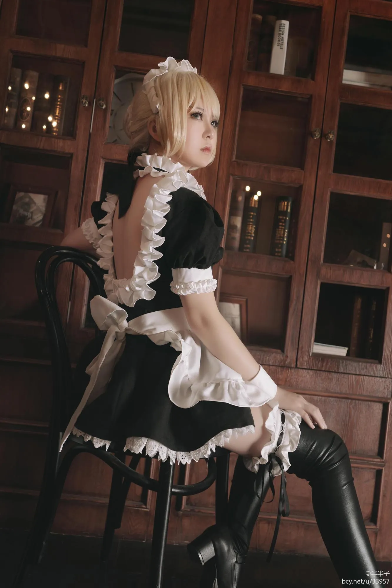 半半子 – NO.02 saber [45P]插图1